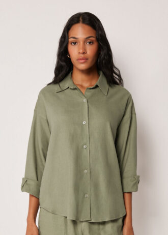 Camisa curta de linho e viscose