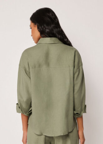 Camisa curta de linho e viscose